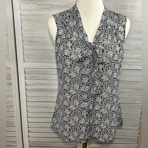 BANANA REPUBLIC Tie Neck Sleeveless Blouse Button Front Black & White Print-S